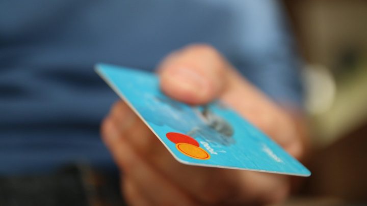 Jak uzyskać darmowy terminal płatniczy dla firmy?