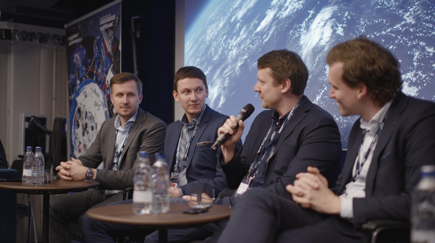 Polskie firmy w kosmosie, co robią, w jakich projektach biorą udział. Osobiste spotkania i refleksje autora Polskie firmy w kosmosie, co robią, w jakich projektach biorą udział. Osobiste spotkania i refleksje autora